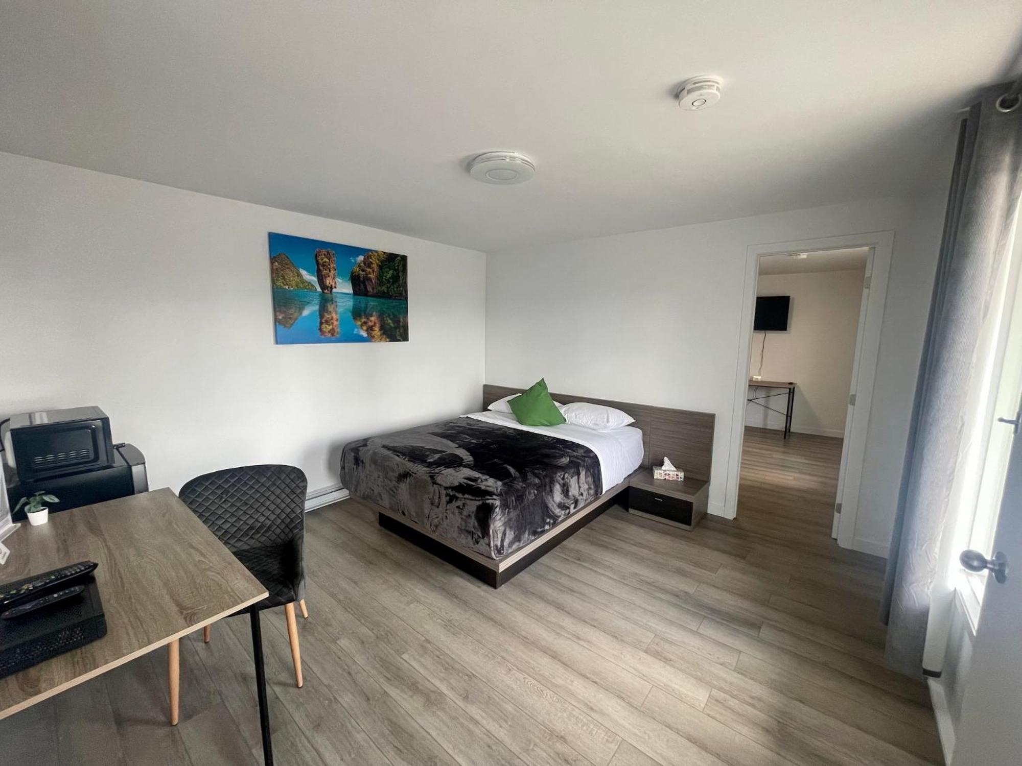 Motel Saint Bruno Екстериор снимка